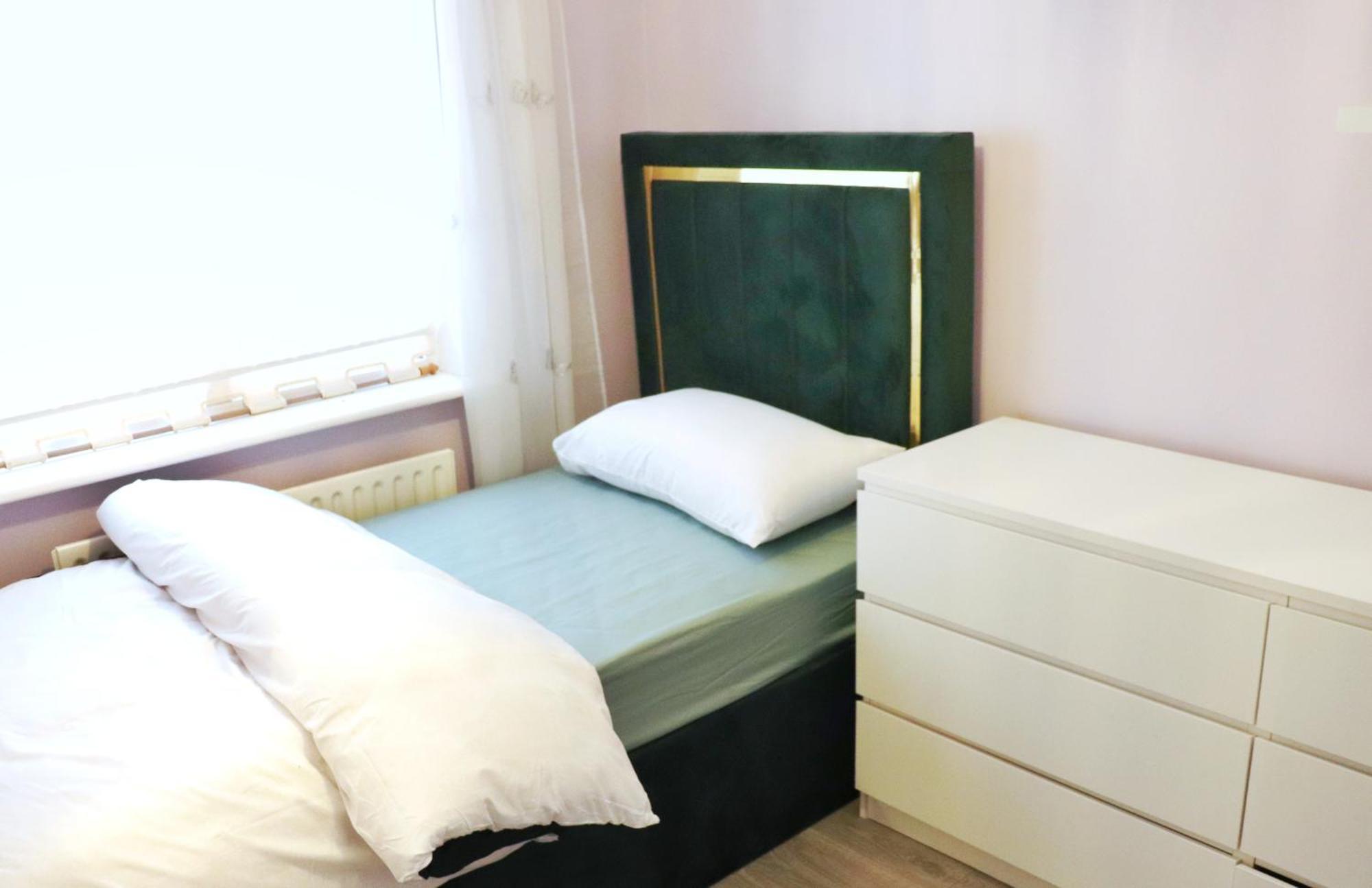 Апартаменти Deluxe Dwelling - 15 Mins From Cork City/Airport Екстер'єр фото